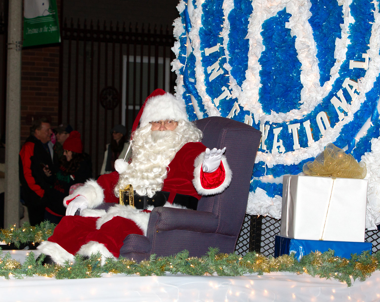 Christmas Events In Kirksville Mo 2022 Photos: Kirksville Kiwanis Christmas Parade Brings Santa To Kirksville |  Kirksville Daily Express