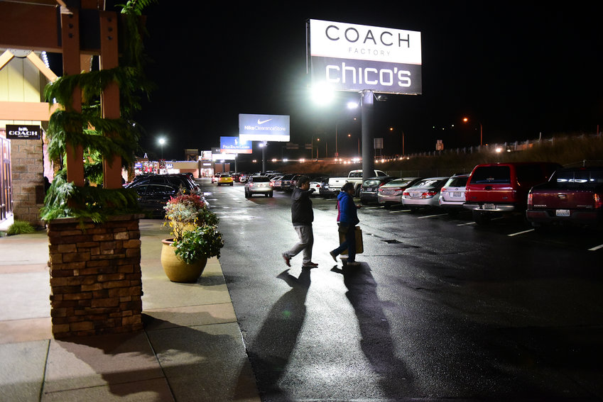 Chico&rsquo;s Outlet will hold a &ldquo;Wardrobe Rewards Event&rdquo; sale from 10 a.m. to 7 p.m. on April 13.