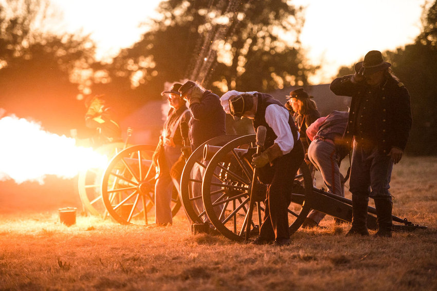 A battlefield reenactment takes place at Fort Vancouver in 2016.