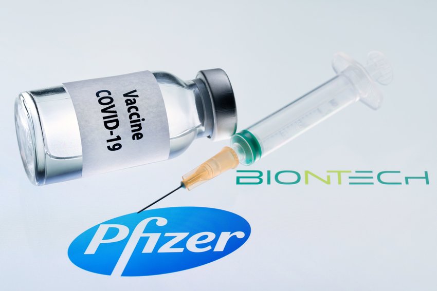 The U.S. Food and Drug Administration said Wednesday, Sept. 22, 2021, that those over age 65 and those at high risk of severe COVID-19 can receive a booster dose of the Pfizer Inc.-BioNTech SE vaccine. (Joel Saget/AFP via Getty Images/TNS)