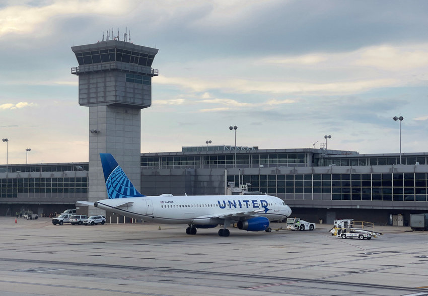 A United Airlines Airbus 320-232 is seen parked at Dulles Washington International Airport in Dulles, Virginia on August 14, 2021. (Daniel Slim/AFP/Getty Images/TNS)