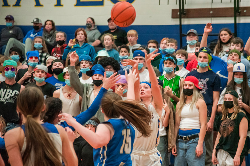 Adna&rsquo;s Kaylin Todd (5) makes a 3-point shot during a game against La Center Wednesday night.