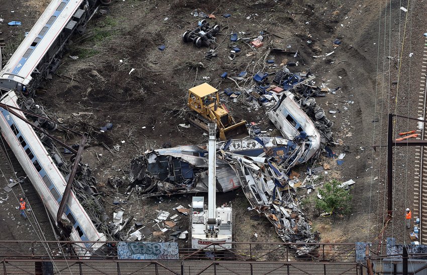 An aerial view of the Amtrak Train 188 derailment in the Port Richmond section of Philadelphia on May 14, 2015. (David Maialetti/The Philadelphia Inquirer/TNS)