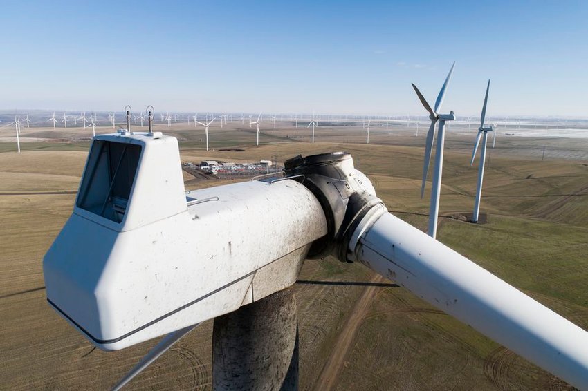 An eight-ton blade detached detached from this turbine at the Biglow Canyon wind farm, landing along with a shower of bolts in a neighboring field.