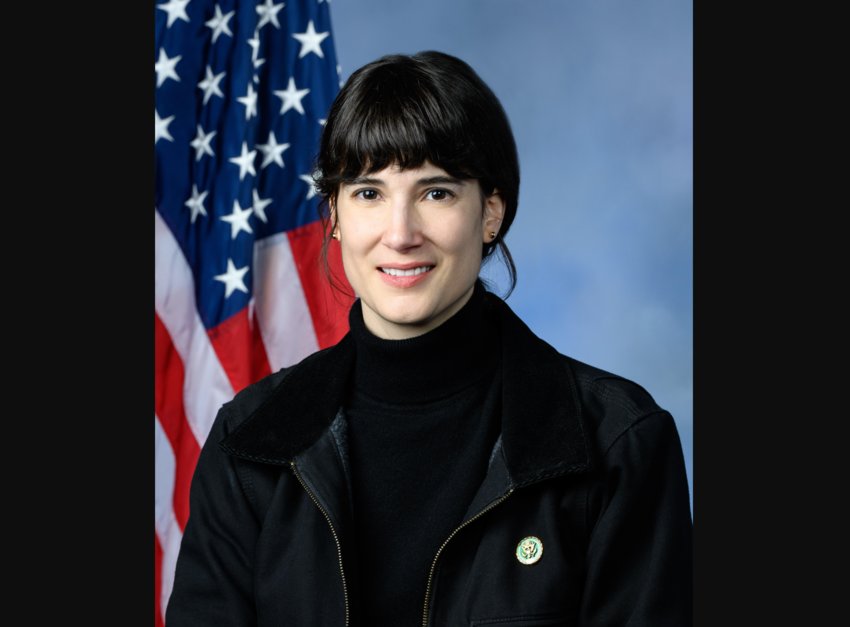 Marie Gluesenkamp Perez, D-Washougal, is pictured in a new official congressional portrait.