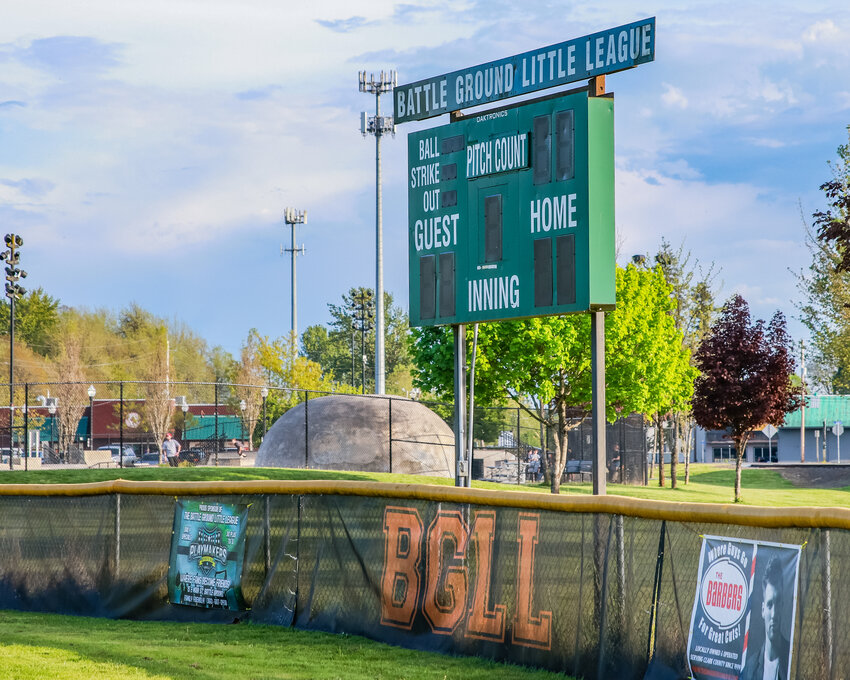 The current scoreboard at Battle Ground Little League&rsquo;s minors field sits inoperable during a game on Wednesday, May 10.