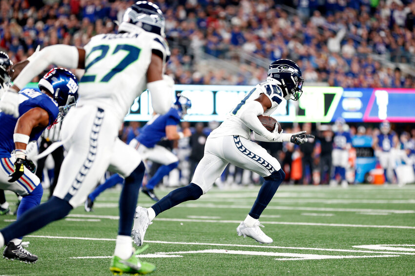 Monday Night Football: Devon Witherspoon, Seahawks rout Giants