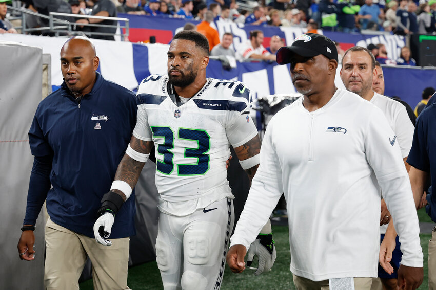 Seattle Seahawks earn respect by bringing back an old face - A to