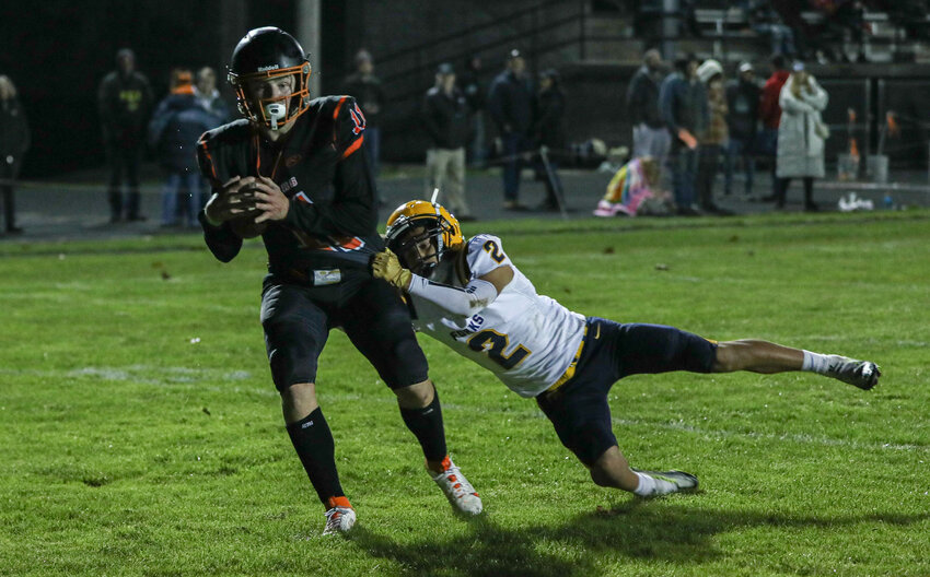 Colin Shields makes a touchdown catch during a Napavine win over Forks 52-8 on Oct. 26.