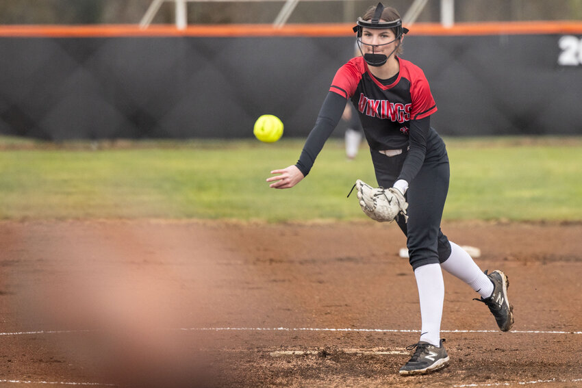 Mossyrock's Erin Cournyer (3) pitches the ball during a softball game against Napavine at Napavine High School on Thursday, March 21.