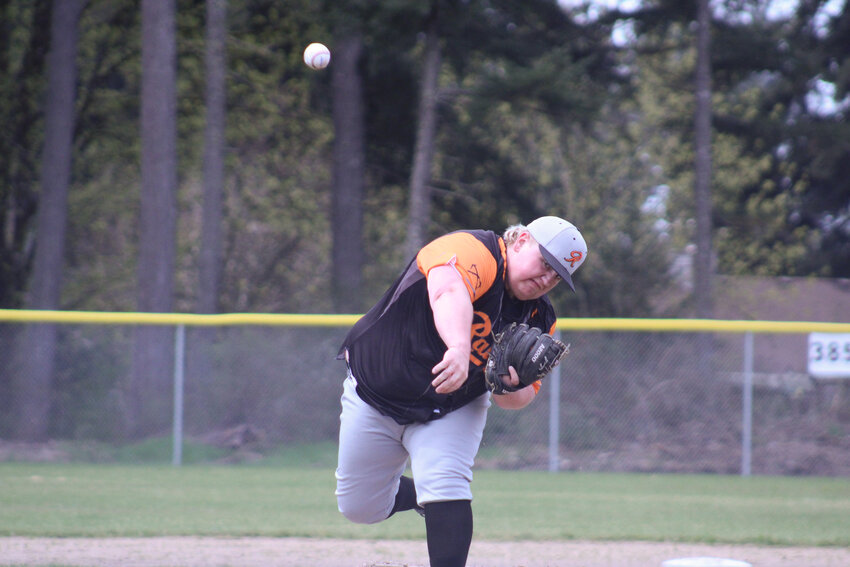 Peyton Sheaffer runs to first base after hitting a ground ball against Wahkiakum on April 13.