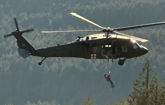 Due to the remote location, the rescuers needed a helicopter with special hoisting capabilities to lift Halley up into the aircraft and take her to a hospital, but Washington state&rsquo;s Emergency Management Division didn&rsquo;t have one available, said Skamania County Sheriff Summer Scheyer.