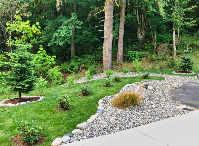 Simple landscaping strategies that can transform a home’s exterior
