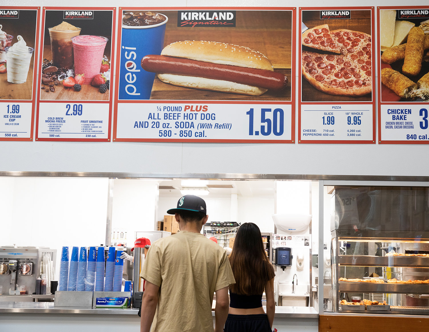 Transakcja z hot dogami Costco za 1,50 USD oparła się inflacji, ale fani twierdzą, że nie była taka, jak kiedyś